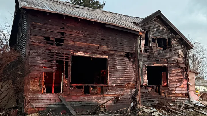 Sandy Ridge Residence Gutted