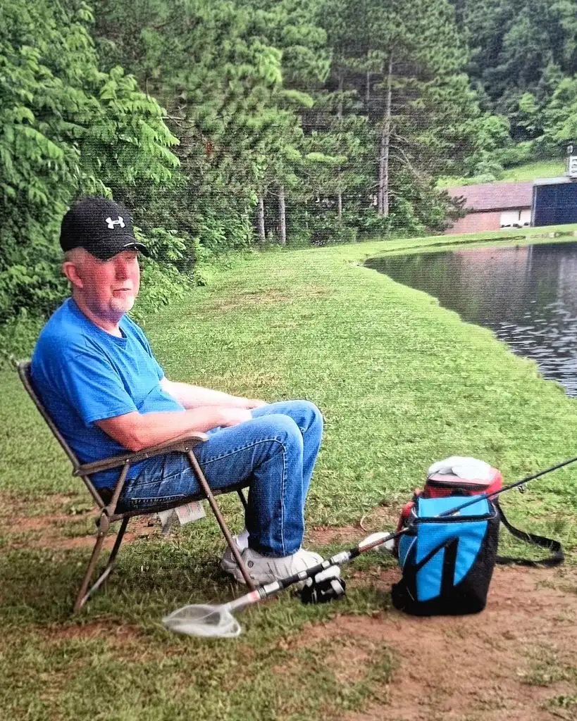 Robert E. “Catfish” Snyder