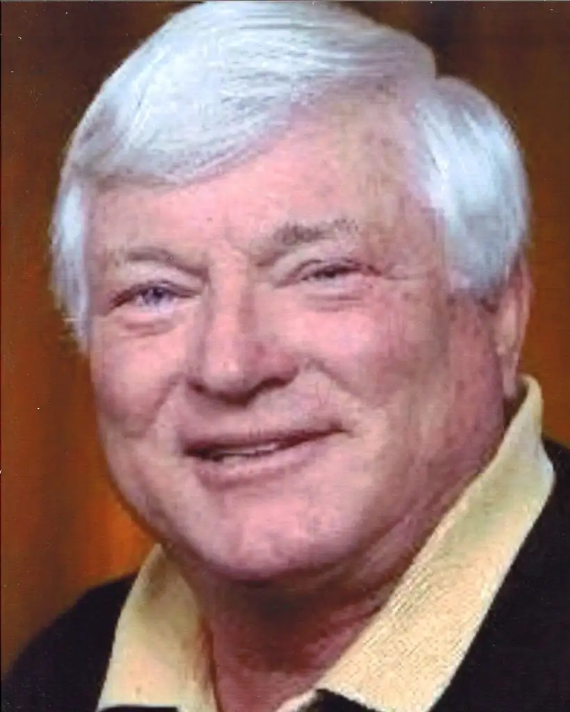 Howard Dennis
