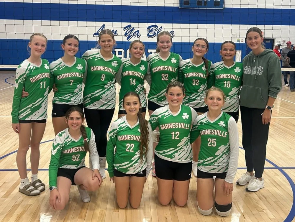 7th-Grade Volleyball Earned 2nd Place to Finish Season